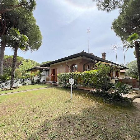 Villa Palm Lignano Sabbiadoro Exterior foto