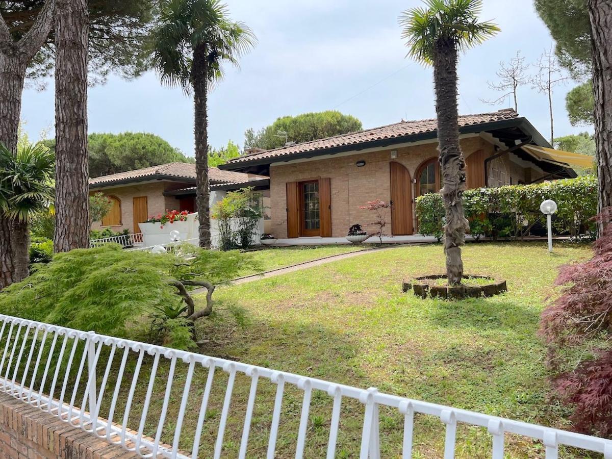 Villa Palm Lignano Sabbiadoro Exterior foto
